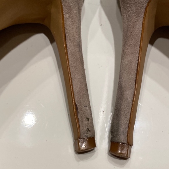 Vince Camuto Ankia Suede Pump - Nude - 7.5 - EUC! - Picture 8 of 9